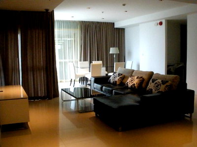 คอนโดให้เช่า : LTHC10679–Athenee Residence FOR RENT 2 beds 2 baths size 130 Sq.m. Near BTS Phloen Chit Station ONLY 100k/month