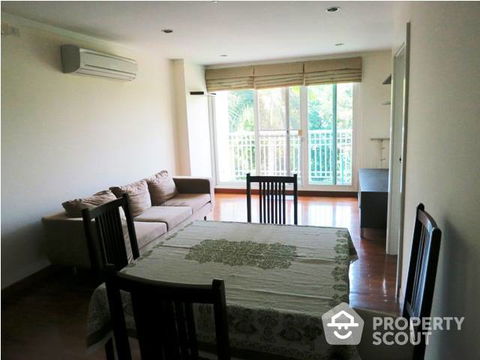 2-BR Condo at Baan Siri Sathorn Condominium near MRT Khlong Toei (ID 513337)