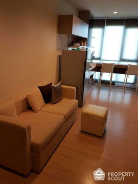 คอนโด 1-ห้องนอน ที่ ริธึ่ม สาทร ใกล้ BTS สะพานตากสิน (ID 404213)