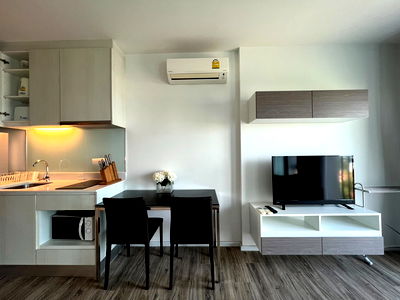 Condos for rent Sriracha Technological College : Japanese style condo, mountain view~ near Robinson Sriracha, price 9000 baht