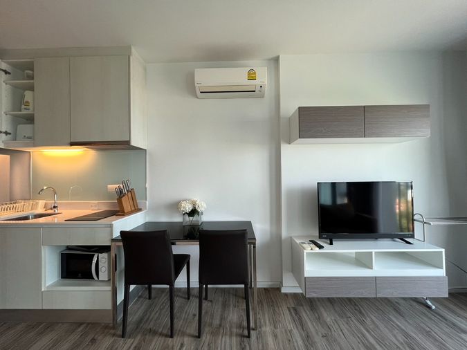 คอนโดสไตล์ญี่ปุ่น วิวภูเขา~ ใกล้โรบินสันศรีราชา ราคา 9000 บาท