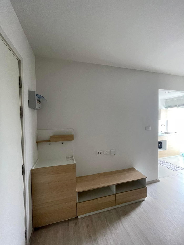 picture Add line : @cutecondo beautiful room + fully furnished Quick response - 2/9