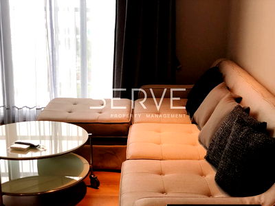 Condos for sale : Best Deal 8 MB-Corner Room 2 Beds 1 Bath High Fl. 20+ Good Location BTS Phrom Phong 650 m.-Park 24