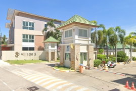 SP Village 5 - Image 2/8