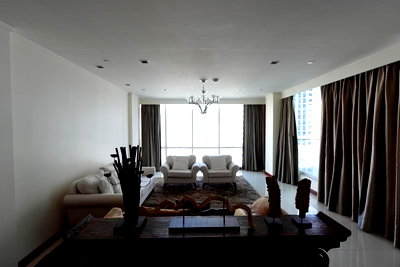 Condos for sale : LTHC10700–Le Raffine Jambunuda Sukhumvit 31 FOR SALE 3 beds 5 baths size 385 Sq.m. Near BTS Phrom Phong Station ONLY 65MB