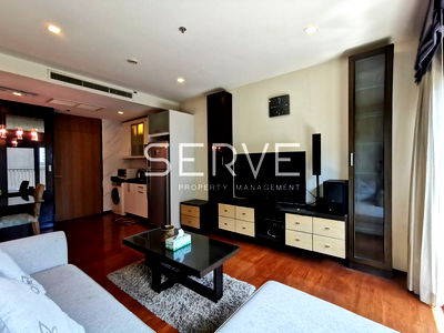 คอนโดให้เช่า : 1 Bed with Bathtub 46.53 sq.m. East Side Perfect Location Next to BTS Thong Lo / For Rent-Noble Remix