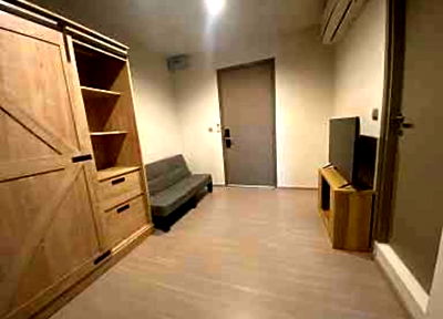 Condos for rent : Life Asoke Hype Full Furnitured 