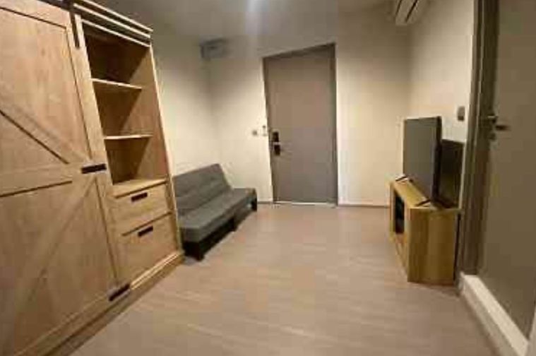 Studio condo for rent, 27 sqm, Life Asoke Hype