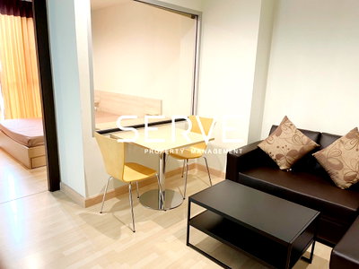 Condos for rent MRT Ratchadaphisek : Studio With Partition Swimming Pool View For Rent Perfect Location MRT Ratchadaphisek  @Rhythm Ratchada