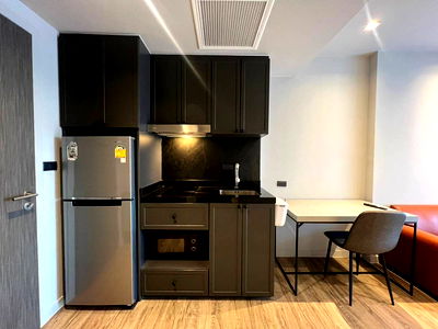 Condos for rent Sriracha Technological College : "New Condo, New Room at Chamonix Condo, Si Racha Laem Chabang - 8,000 Baht."