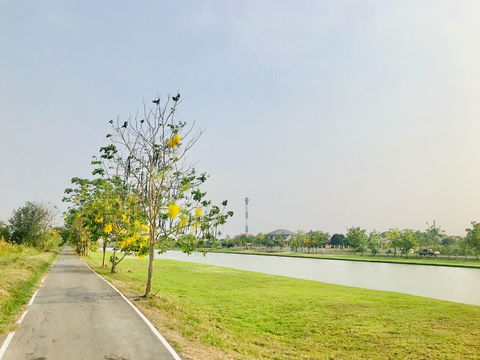 Land for sale, 9 rai, road in front and back next to canal,near Khlong Prapa Maha Sawat, Wat Pa Maneekan, Kanchanaphisek Rd, Central westgate