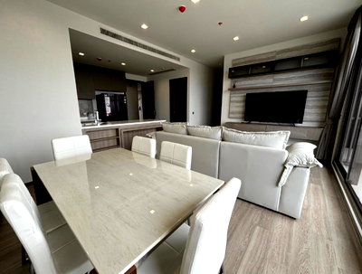 Condos for rent : For rent: Rhythm Charoenkrung Pavilion, 2 bedrooms, beautiful, luxurious, fully furnished, near BTS Saphan Taksin. Interested, add Line @841qqlnr