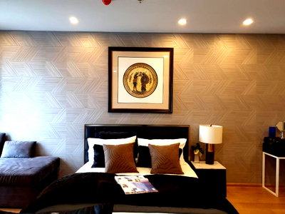 Condos for sale :  Q Chidlom-Phetchaburi condo for sale