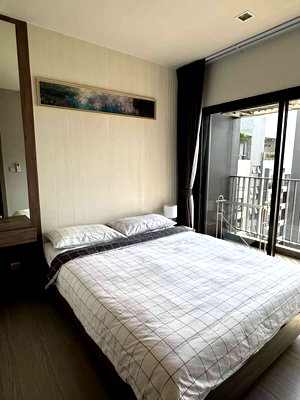 Condos for rent : P149 Condo for rent Life Asoke Rama9, high floor, good location, beautiful room, complete with electrical appliances, ready to move in