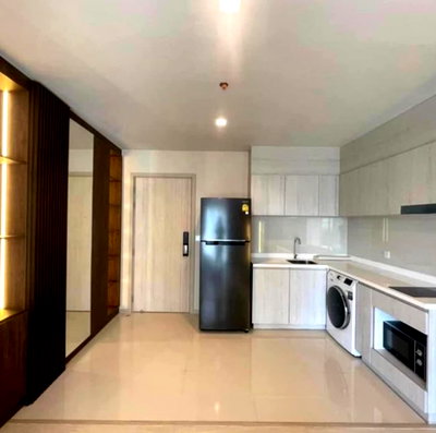Condos for rent : For Rent Life One Wireless Fully Furnished (Near BTS Ploenchit)