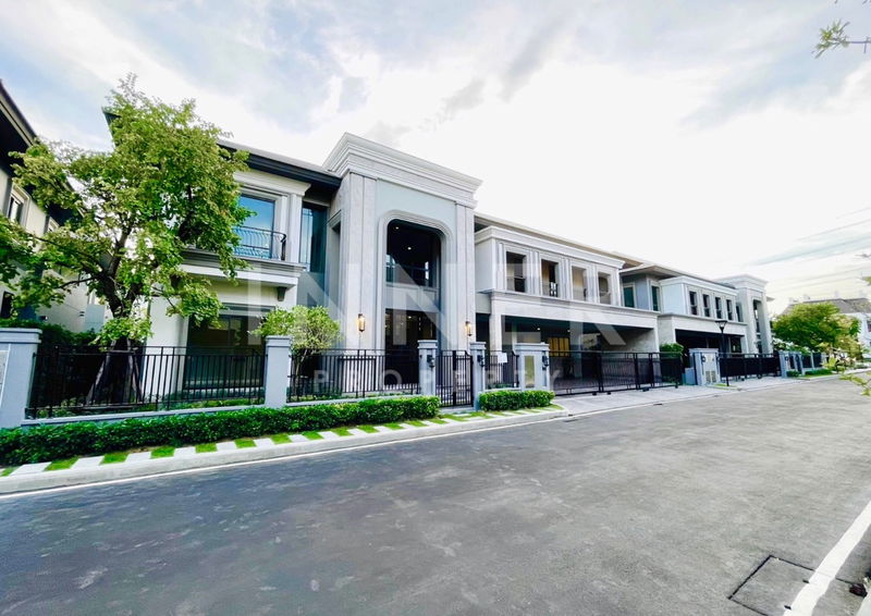 ขายบ้านเดี่ยว : 🏡🌳 บ้านหรู! สไตล์ American Timeless (For Sale/ขาย)🏡Grand Bangkok Boulevard State Bangna/แกรนด์ บางกอก บูเลอวาร์ด สเตต บางนา