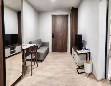 For rent: New Cross Khu Khot Station  tel.0999983897