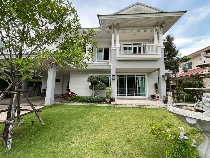 Houses for sale : 5 Bedroom Near IKEA Bangna 🏡🌳(For Sale) Baan Nantawan Srinakarin 