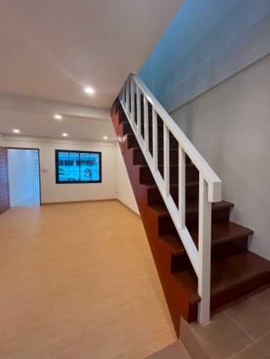 2-bed townhouse for sale, 70 sqm, 17.5 sq wah, Khan Na Yao