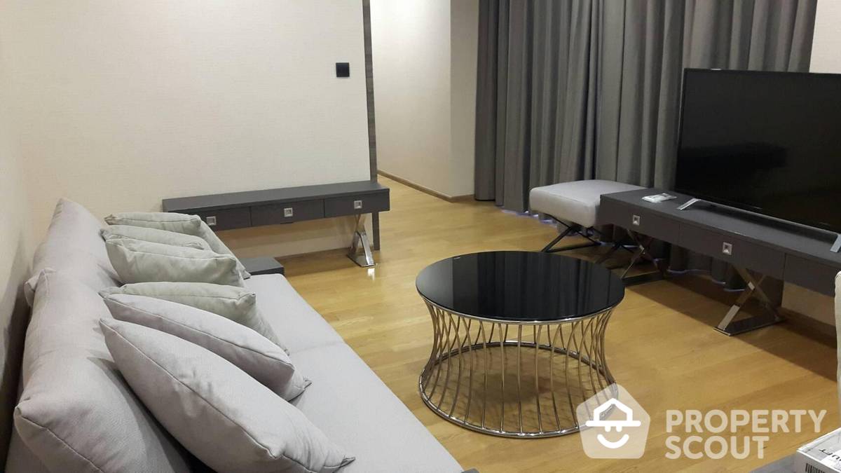 picture 2-BR Condo at Klass Langsuan near BTS Chit Lom (ID 452894) - 1/8