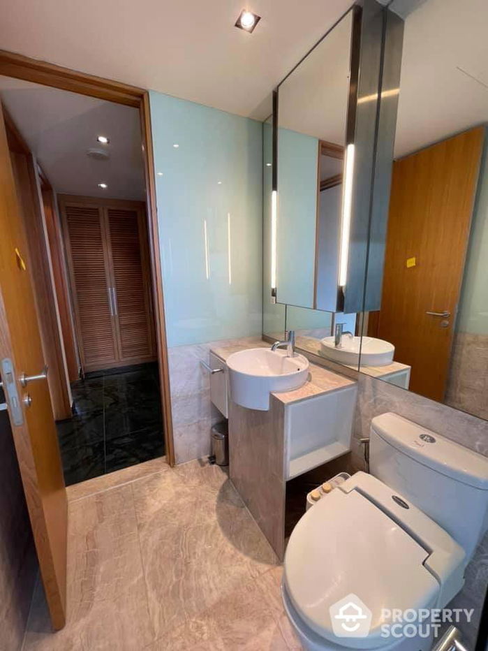 picture 2-BR Condo at The Met Sathorn near BTS Chong Nonsi (ID 904186) - 4/10