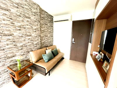 Condos for rent : For Rent Rhythm Asoke  1 bed 34 sqm 36floor MRT Rama9 350 M  Contract 1 year  high floor Have TV 2 sets