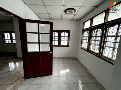 Townhouses for sale Chang Chui : For Sale Townhouse/Townhome  , Baan Thanakorn Villa 2 , Wat Chalo , Bang Kruai , Nonthaburi , CX-103540 ✅ Live chat with us ADD LINE @connexproperty ✅ 