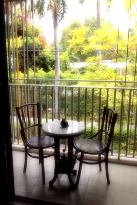 ขายคอนโด : ขายคอนโด เวีย  31 เฟอร์ครบ เดินทางสะดวก วิวสวน ชั้น 3 (S15-22192)