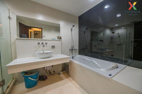 FOR RENT condo , The Address Sukhumvit 42 , Duplex , high floor , BTS-Ekkamai , Phra Khanong , Khlong Toei , Bangkok , CX-01112 ✅ Live chat with us ADD LINE @connexproperty ✅ 