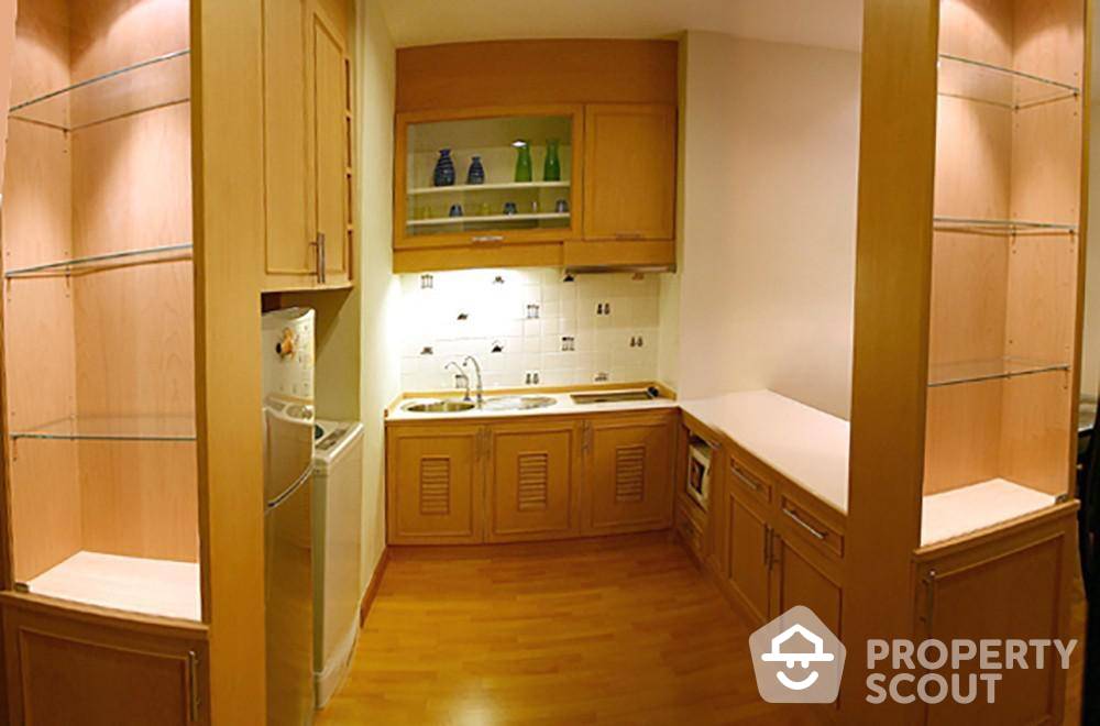 picture 2-BR Condo at Citi Smart Sukhumvit 18 near BTS Asok (ID 904191) - 7/11