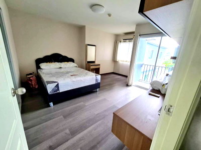 ขายคอนโด : P-142396 ต้องการขายคอนโด เคนซิงตัน แบริ่ง 12, Samrong Nuea, Mueang Samut Prakan District, Samut Prakan Line Id: @easythaihome 085-592-2897