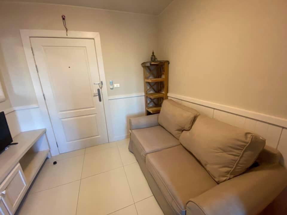 picture Please add Line// Groovy condo, Building F, 4th floor, available room! - 11/11