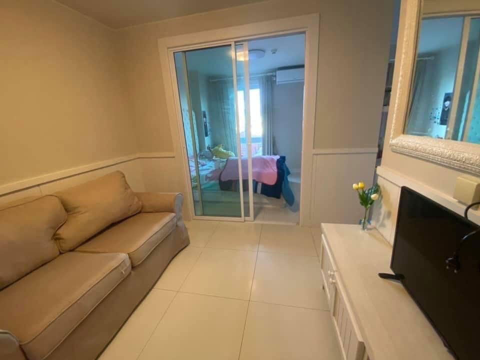 picture Please add Line// Groovy condo, Building F, 4th floor, available room! - 6/11