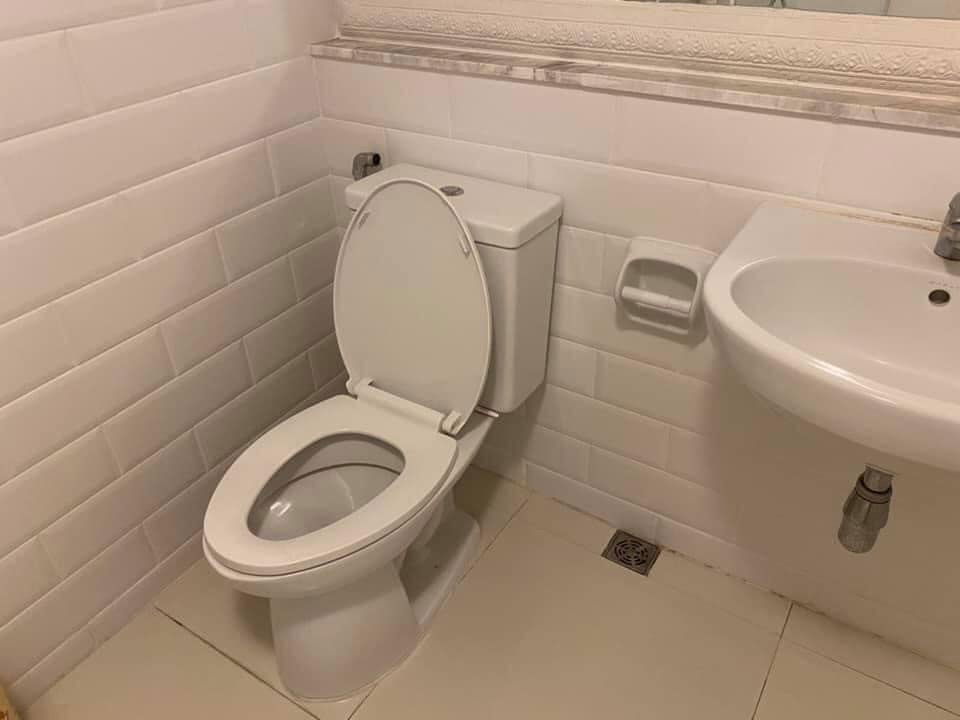 picture Please add Line// Groovy condo, Building F, 4th floor, available room! - 5/11