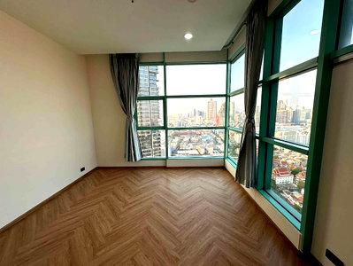 Condos for sale : SOLD!  LTH10862–Chatrium Residence Riverside FOR SALE 1 beds 1 baths size 63 Sq.m. Near BTS Saphan Taksin Station ONLY 10.25MB