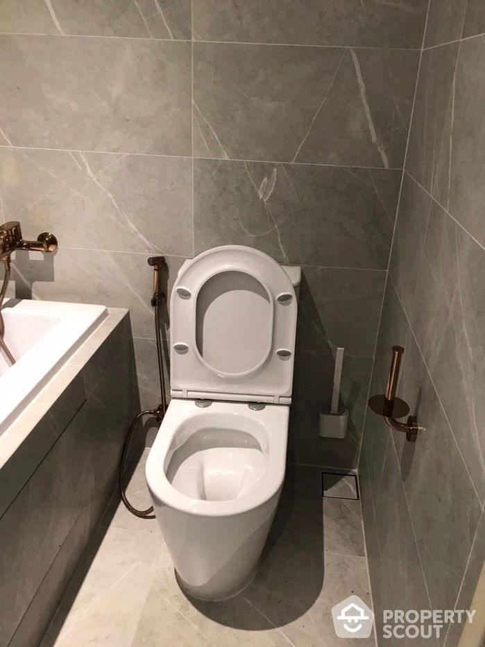 picture 2-BR Condo at Chapter Thonglor 25 near ARL Ramkhamhaeng (ID 985580) - 21/32