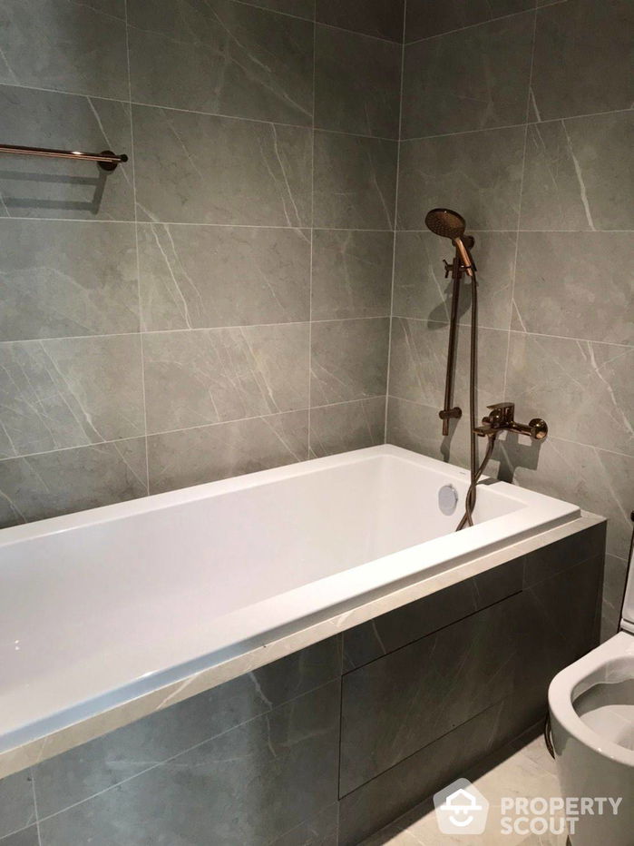 picture 2-BR Condo at Chapter Thonglor 25 near ARL Ramkhamhaeng (ID 985580) - 22/32