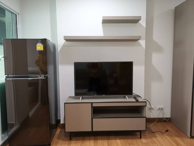 ให้เช่า คอนโดรีเจ้นท์โฮมบางซ่อนเฟส 27 ห้องสวย ตึก D ชั้น 20  ทิศใต้  ค่าเช่า 7,500 บาท