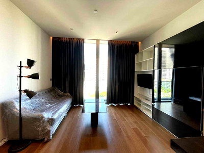 คอนโดให้เช่า : LTHC10869–KRAAM Sukhumvit 26 FOR RENT 1 beds 1 baths size 60 Sq.m. Near BTS Phrom Phong Station ONLY 60k/month