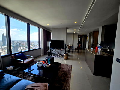 ขายคอนโด : ขาย M Silom Condo เอ็ม สีลม คอนโดหรู ทำเลดี กลางเมือง