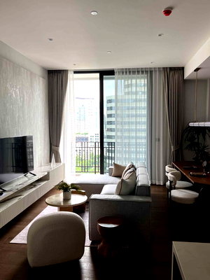เช่าคอนโด รร.พณิชยการสีลม : LTH10874–MUNIQ LANGSUAN FOR RENT 2 beds 3 baths size 89 Sq.m. Near BTS Chit Lom Station ONLY 110k/month