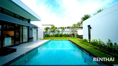 ขายบ้านเดี่ยว : วิลล่า สไตล์ทรอปิคอล ใกล้ทะเลหาดจอมเทียนเพียง 10 นาที