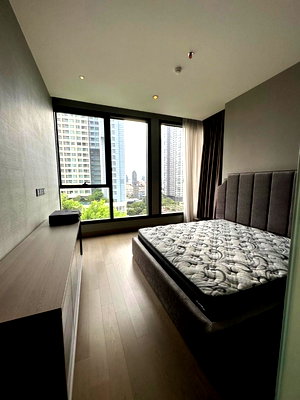 คอนโดให้เช่า : เช่าคอนโด ดิ เอส แอท สิงห์ คอมเพล็กซ์ (The Esse at Singha Complex)