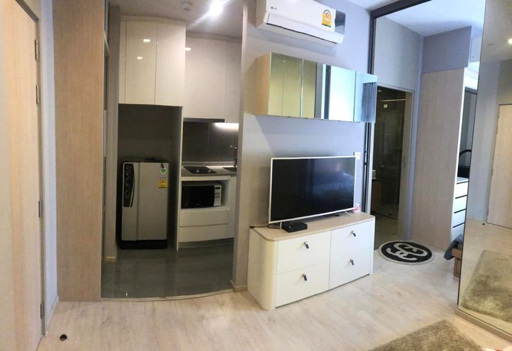1-bed condo for rent, 29 sqm, M Thonglor 10