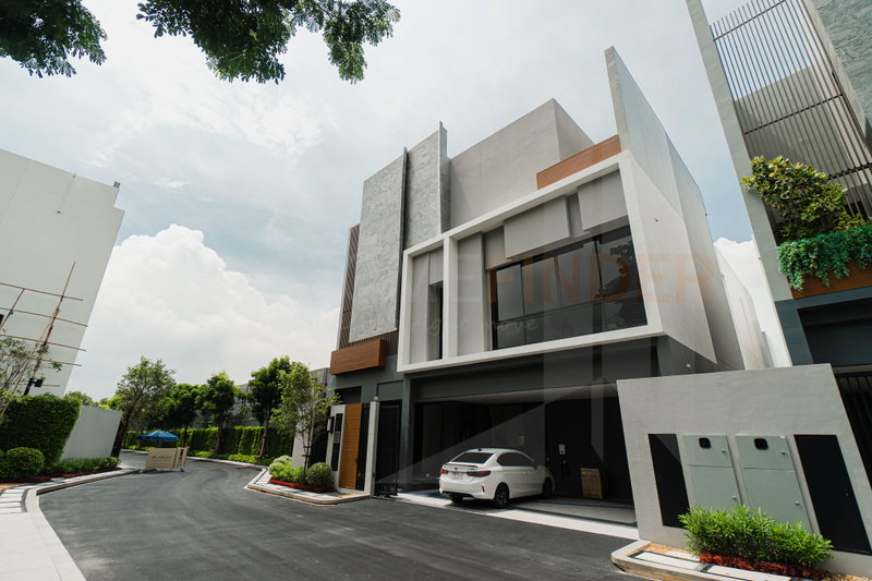 ขายบ้านเดี่ยว : Bugaan Krungthep Kreetha 3 bedrooms, for sale