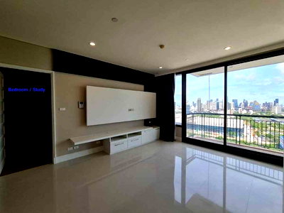 คอนโดให้เช่า : LTH10910–Aguston Sukhumvit 22 FOR RENT 3 beds 4 baths size 151.5 Sq.m. Near MRT Queen Sirikit Station ONLY 90k/month