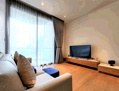 เช่าคอนโด รร.พณิชยการสีลม : LTHC10917–Magnolias Waterfront Residences FOR RENT 2 beds 2 baths size 102.55 Sq.m. Near BTS Charoen Nakhon Station ONLY 130k/month