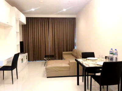 Condos for rent : For Rent Noble Revent Fully Furnished (Near BTS Phayathai)