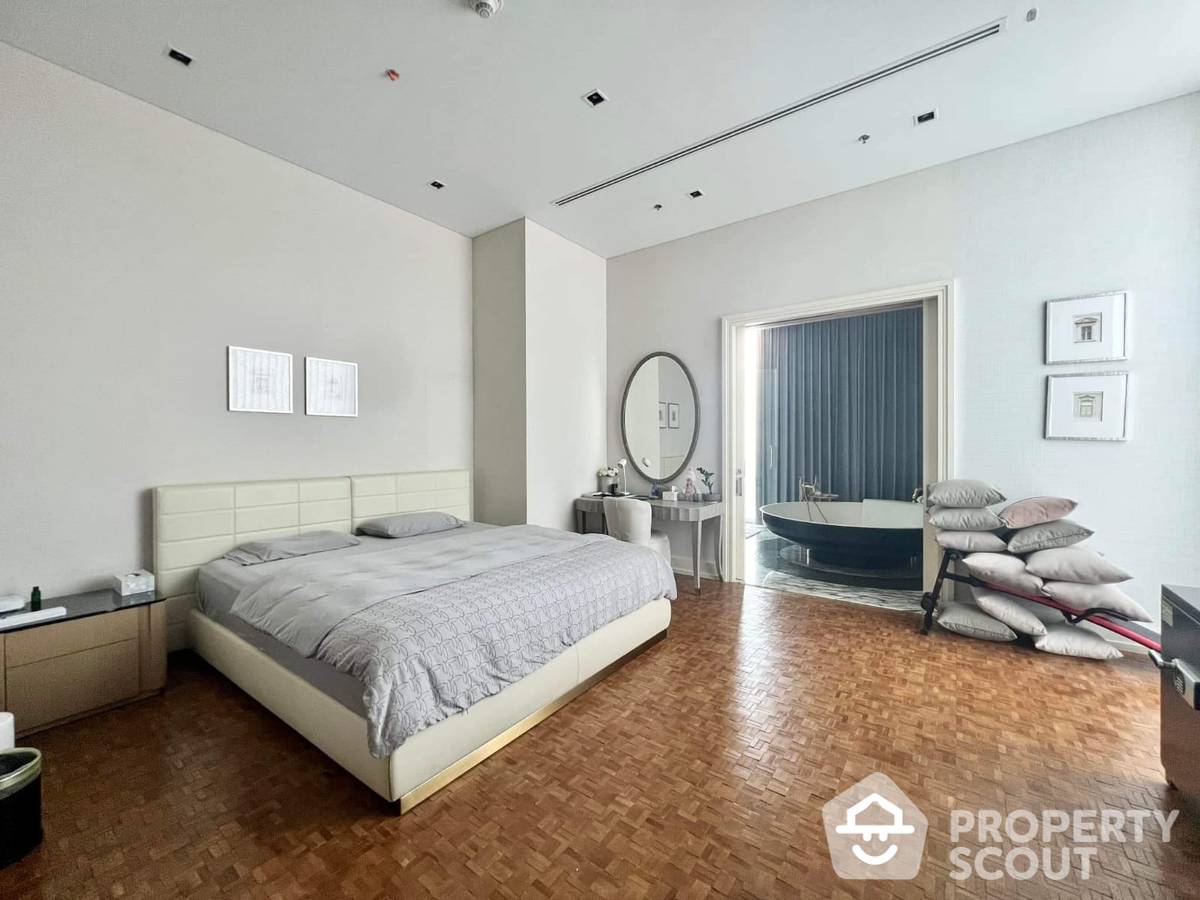 picture 3-BR Condo at The Ritz-Carlton Residences, Bangkok near BTS Chong Nonsi (ID 1804203) - 9/15