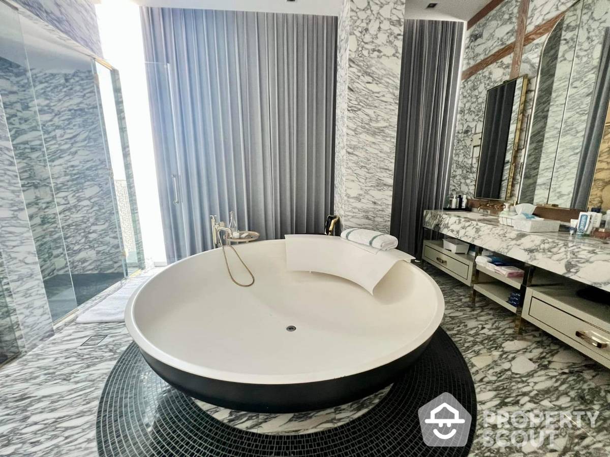 picture 3-BR Condo at The Ritz-Carlton Residences, Bangkok near BTS Chong Nonsi (ID 1804203) - 6/15